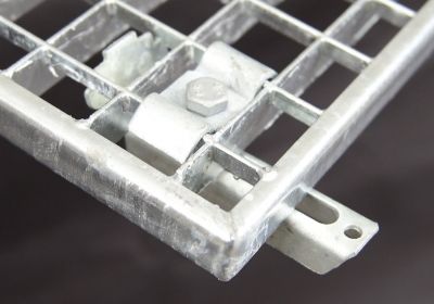 Gitterrost Halteklammer für 30x30 mm - Maschenweite